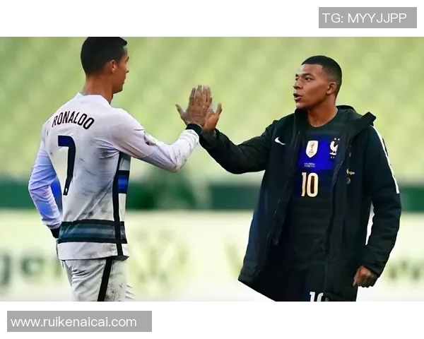 一美心中的足球偶像与他的传奇故事与成就分享